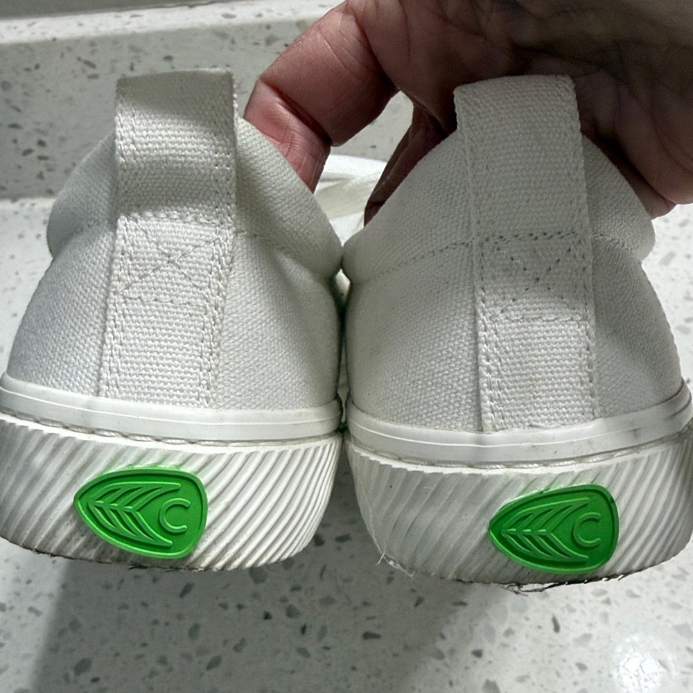 Cariuma Women’s OCA Low Cap Tie Sneaker Off White EUC Casual - Picture 4 of 6